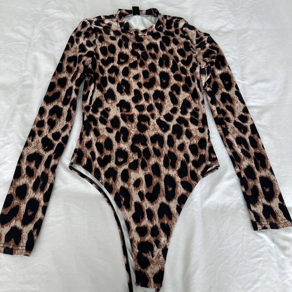 SHEIN Cheetah Print Bodysuit